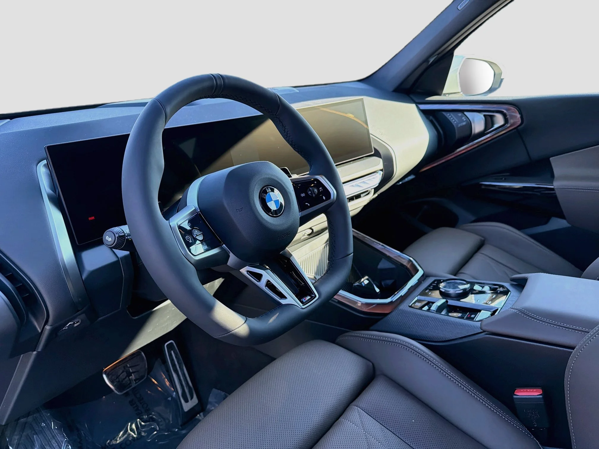 New 2026 Alpine White BMW 30 xDrive image 25
