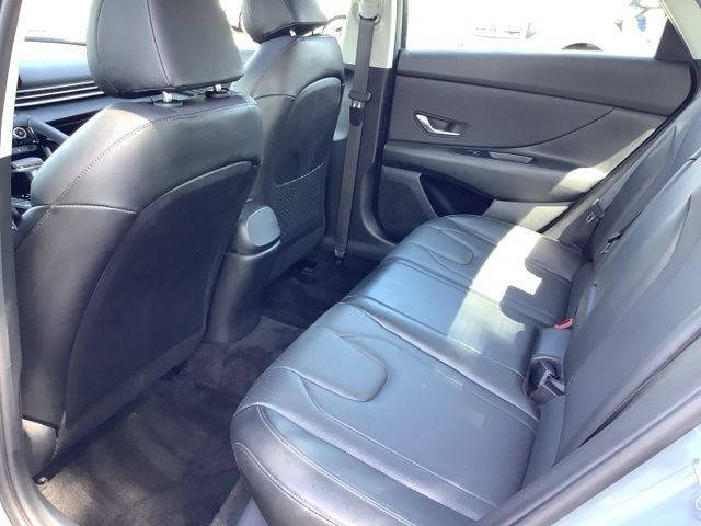 Used 2023 Electric Hyundai Limited image 22