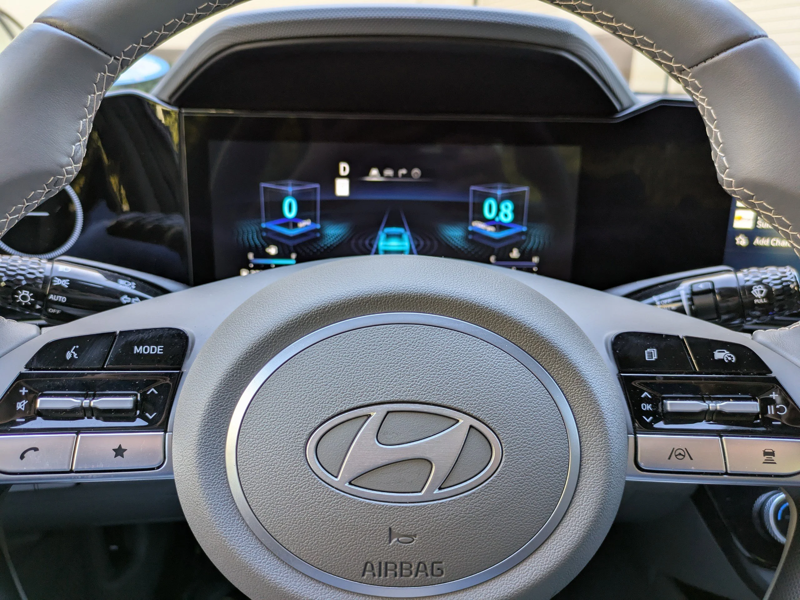 2025 Hyundai Elantra SEL - Photo 25