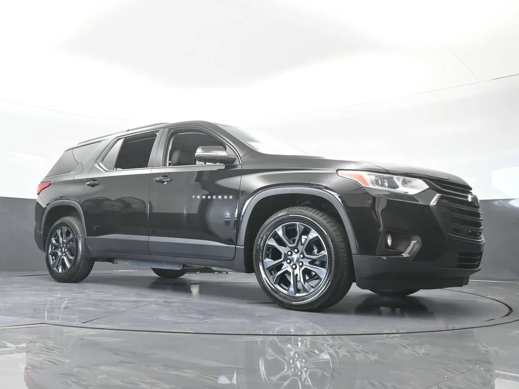 Used 2021 Mosaic Black Metallic Chevrolet RS image 74