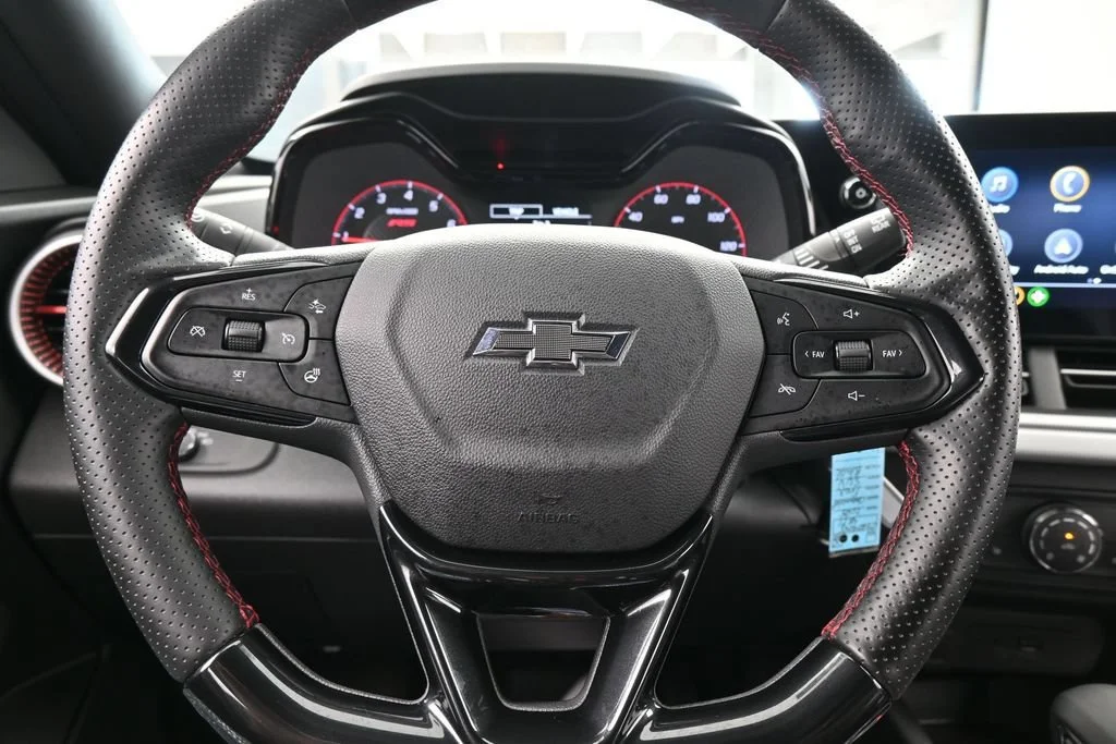 Used 2025 Mosaic Black Metallic Chevrolet 1RS image 23