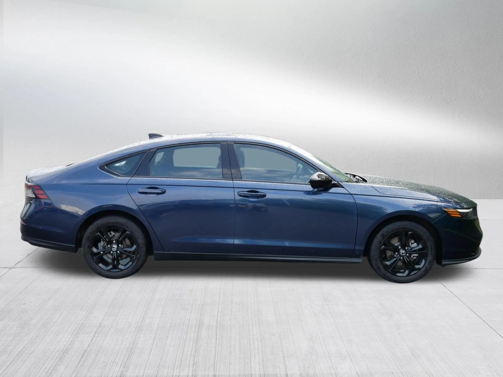 2025 Honda Accord SE - Photo 8