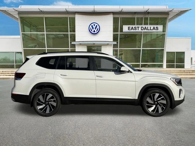 New 2026 White Volkswagen 2.0T SE w/Technology image 2