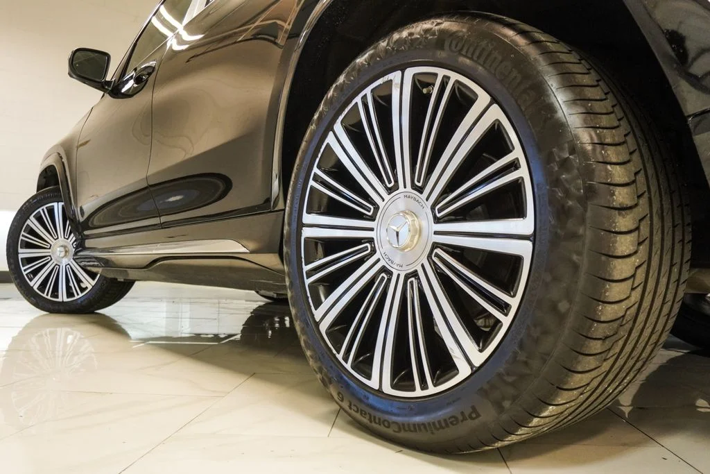 Used 2024 Black Mercedes-Benz Maybach GLS 600 image 35