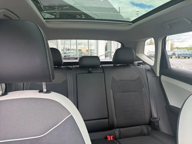 New 2026 Monument Gray Volkswagen 1.5T SE image 33