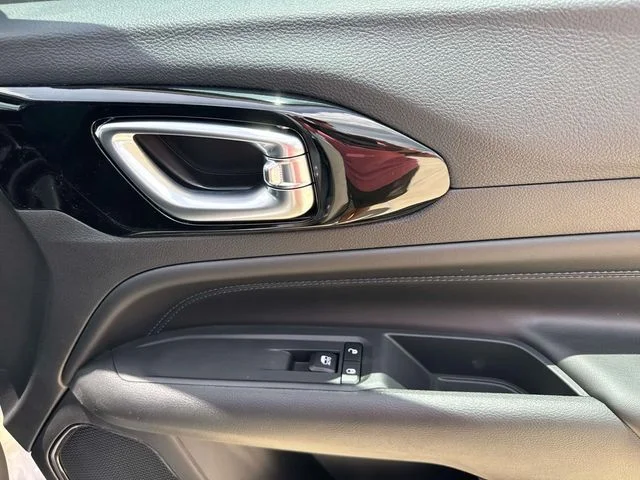 New 2026 Silver Jeep Latitude image 16