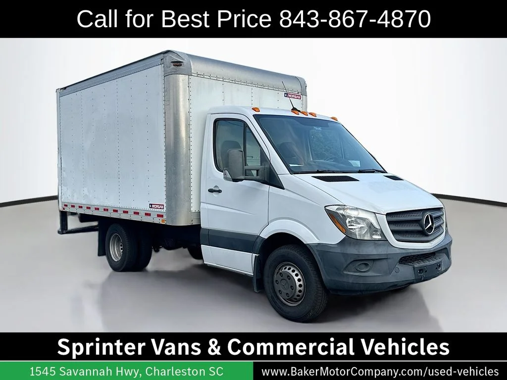 Used 2018 Arctic White Mercedes-Benz Cab Chassis 144 WB image 7