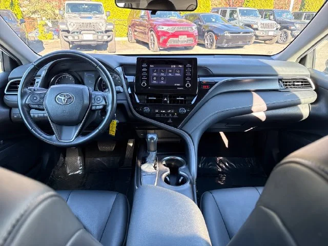 Used 2022 White Toyota SE image 7