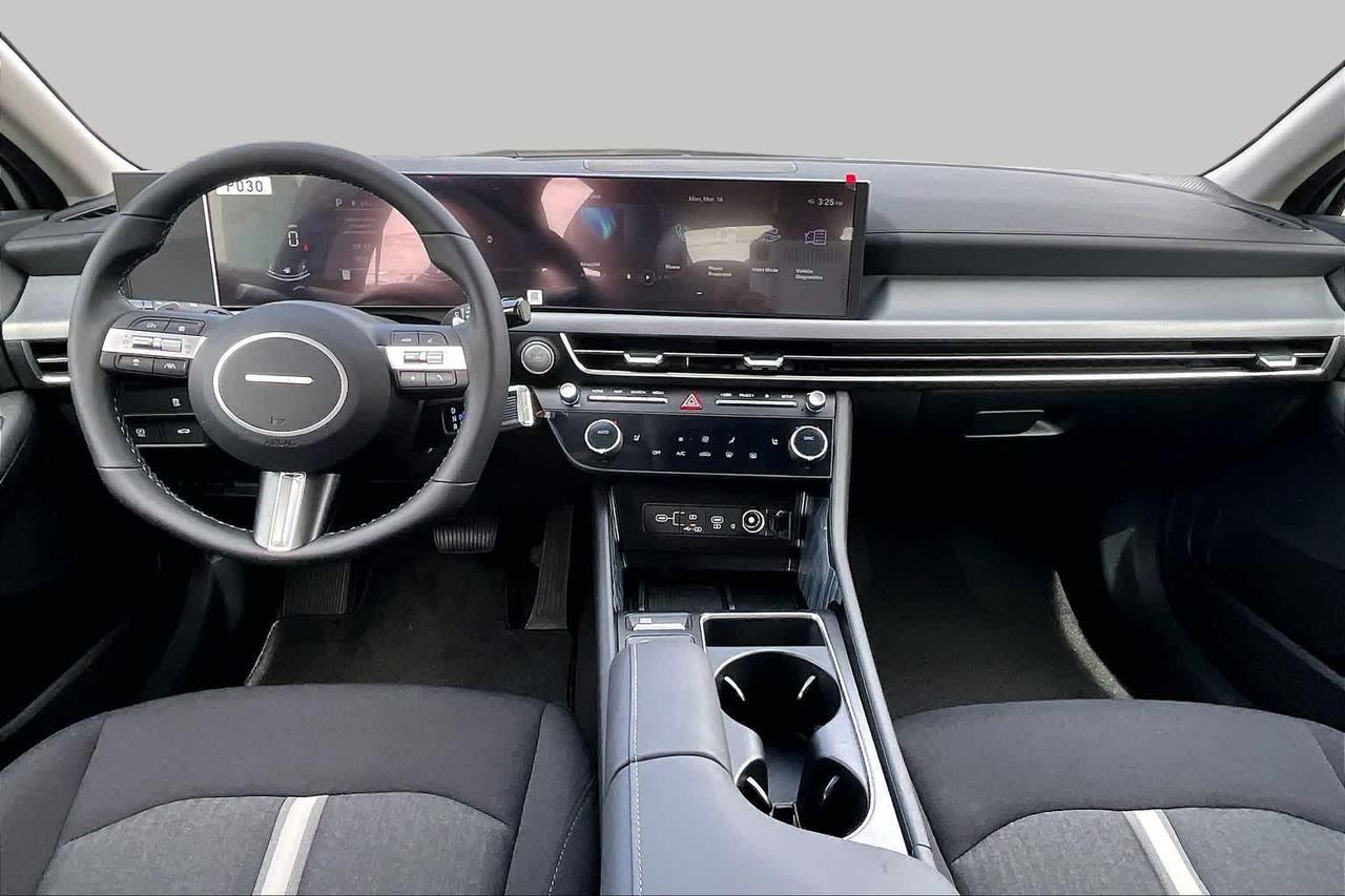 New 2026 Aero Silver Hyundai SEL Sport image 5