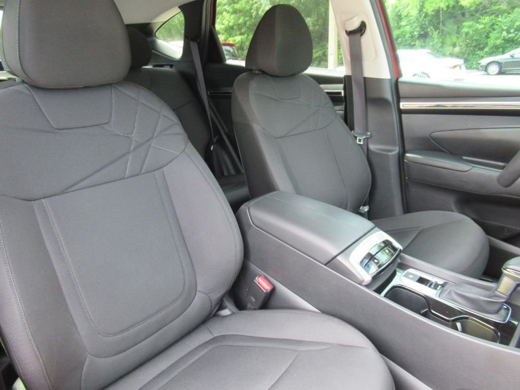 Used 2022 Red Hyundai SEL image 9