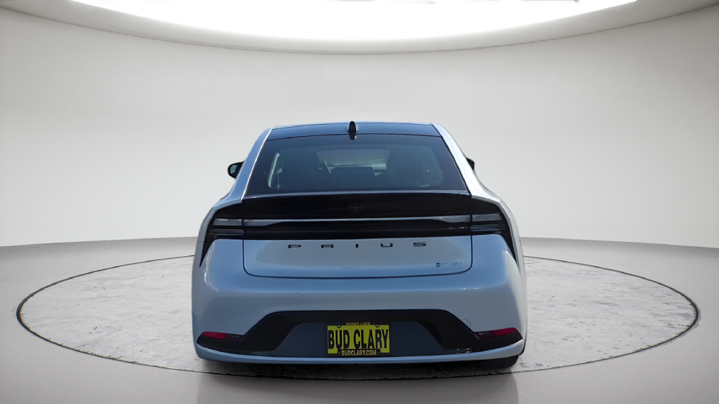 New 2027 Wind Chill Pearl Toyota XSE image 8
