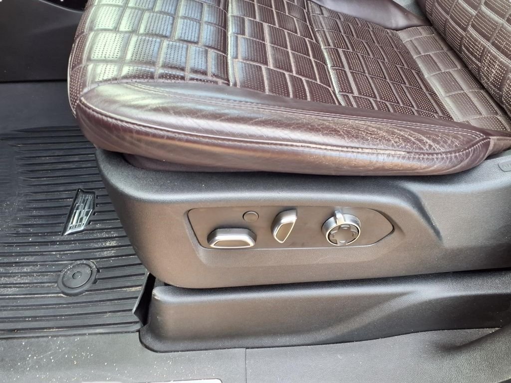 Used 2021 Infrared Cadillac Sport Platinum image 20
