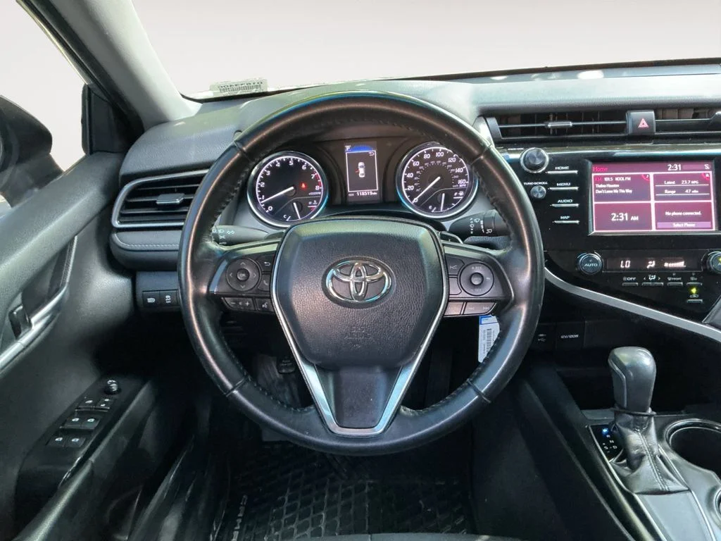 Used 2019 Silver Toyota SE image 11
