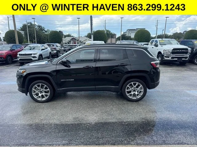 Used 2025 Black Jeep Latitude image 5