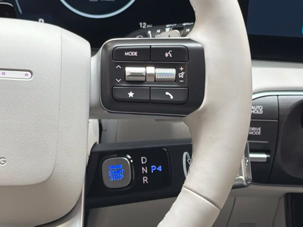 New 2027 Abyss Black Pearl Hyundai Limited image 22