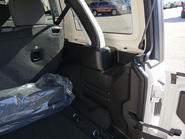 New 2026 Bright White Clear-Coat Exterior Paint Jeep Sport S image 13