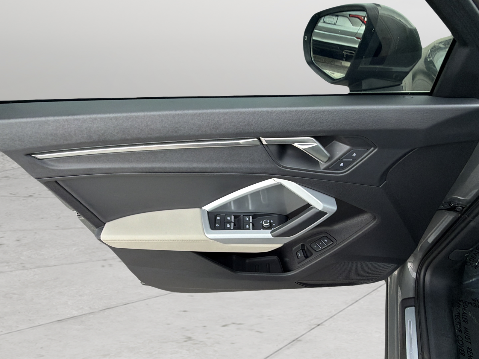 Used 2024  Audi Premium image 31
