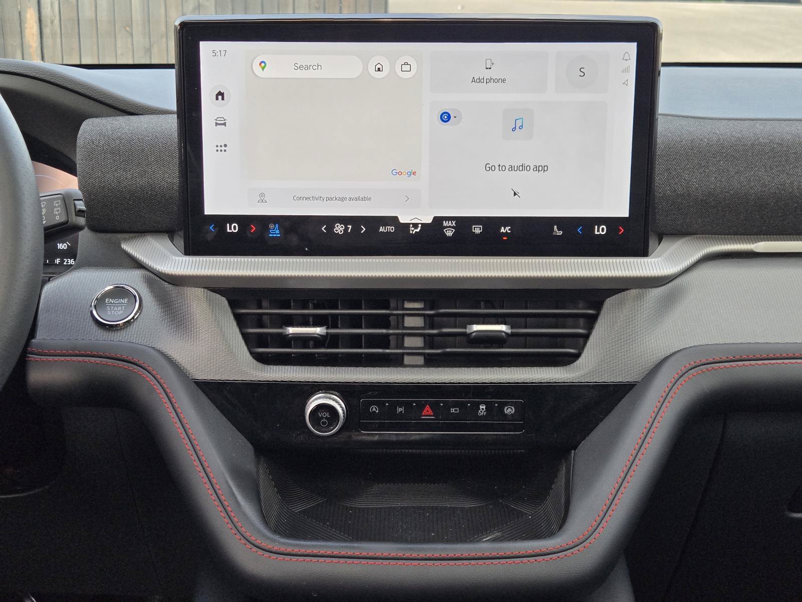 2026 Ford Explorer ST - Photo 18
