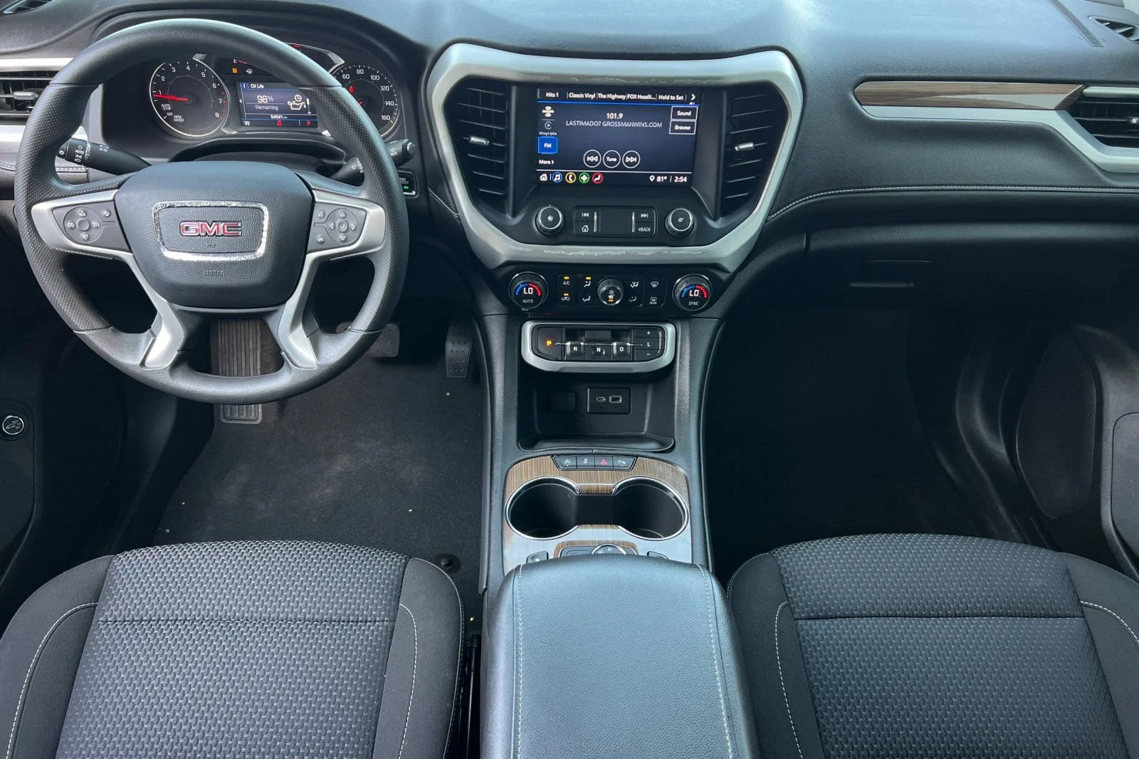 Used 2023 Sterling Metallic GMC SLE image 13