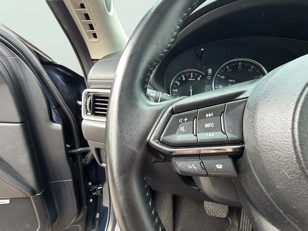 Used 2022 Crystal Blue Mazda 2.5 S Premium Package image 17