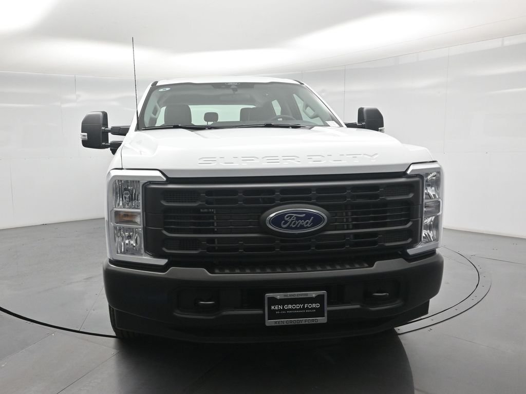New 2026 Oxford White Ford XL image 40