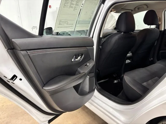 Used 2023 White Nissan SR image 16