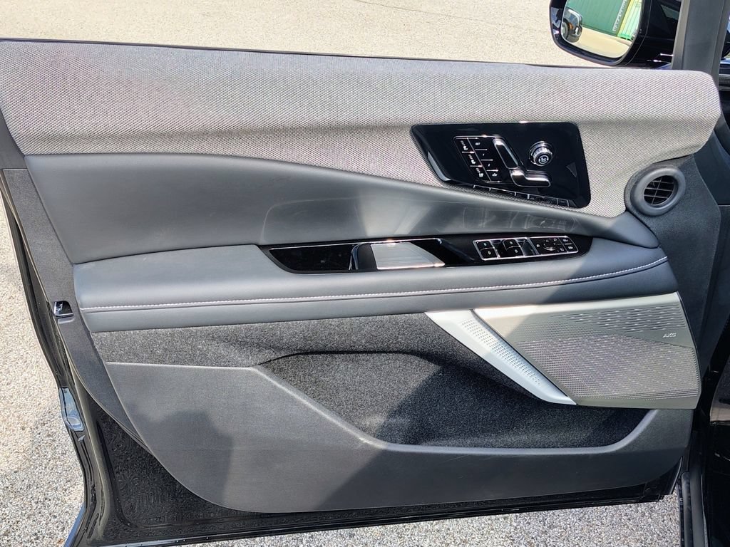 2027 Cadillac OPTIQ Premium Sport - Photo 21