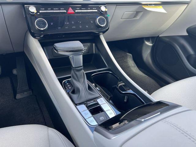 New 2026 Black Hyundai SEL FWD image 17