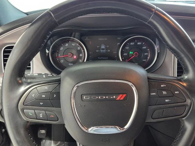 Used 2023 Gray Dodge SXT image 25