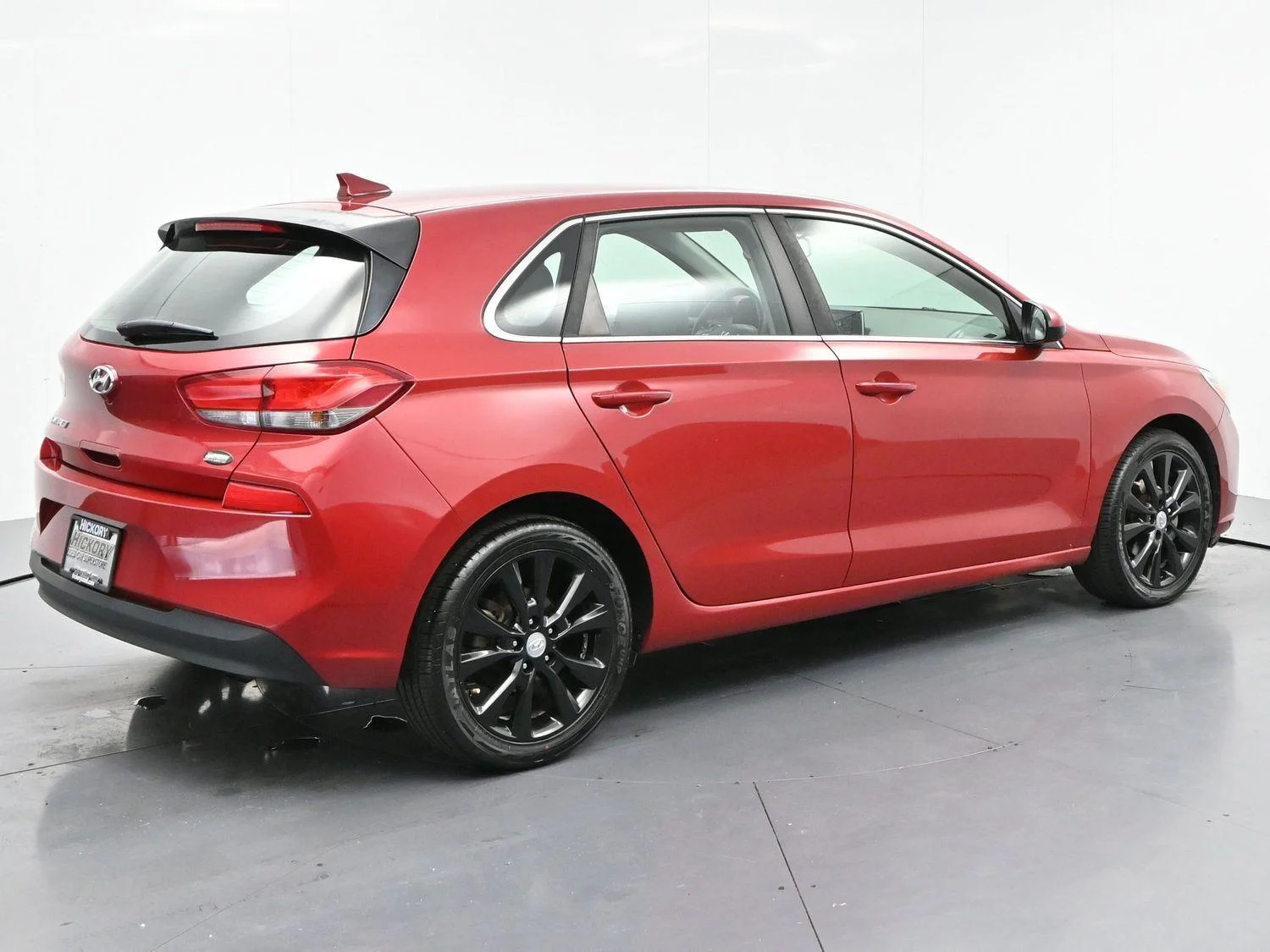 Used 2019 Scarlet Red Pearl Hyundai Auto image 7