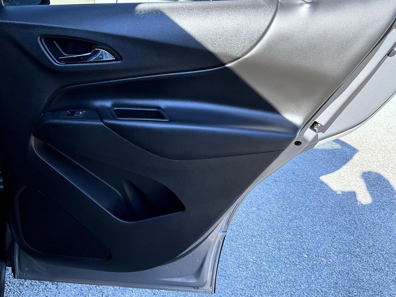 Used 2018 Gray Chevrolet LT image 20
