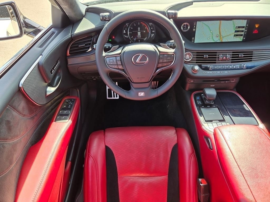Used 2018 Ultra White Lexus 500 image 4