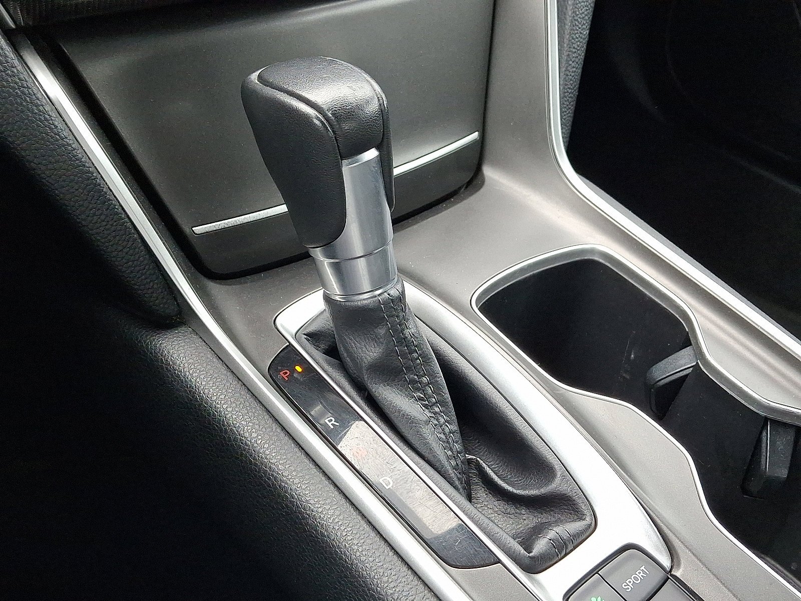 2022 Honda Accord Sport - Photo 18