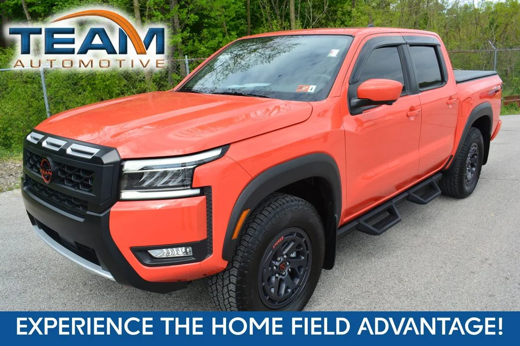 2025 Nissan Frontier PRO-4X Crew Cab 4X4's photo