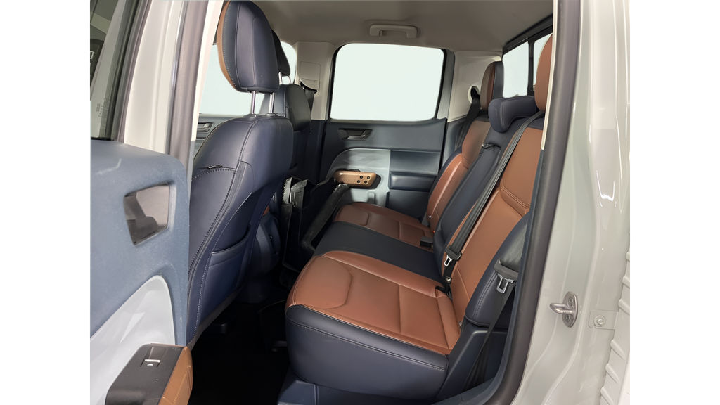 Used 2023 Cactus Ford Lariat image 12
