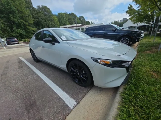 Used 2025 White Mazda 2.5 S Select Sport image 7