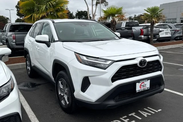 Certified Used 2025 White Toyota XLE image 2