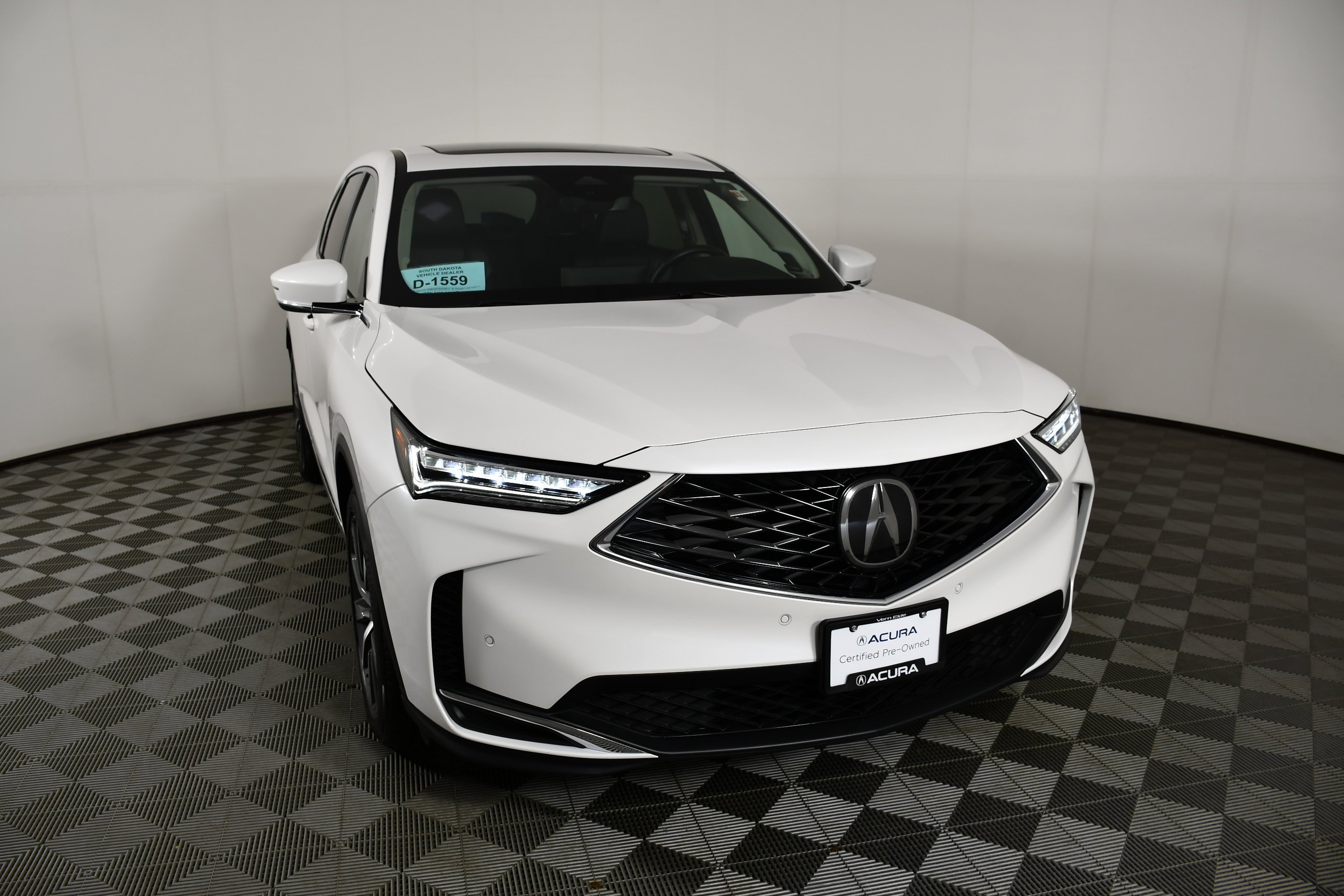 Certified Used 2025 Platinum White Pearl Acura w/Technology Package image 58