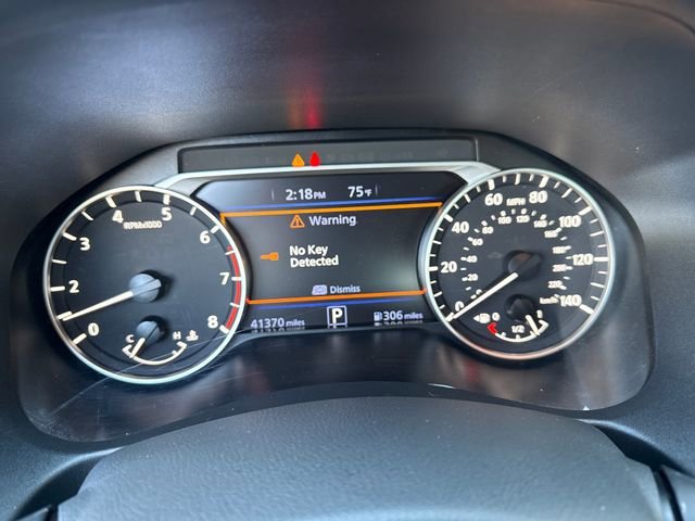 Used 2025 White Nissan SV FWD image 15