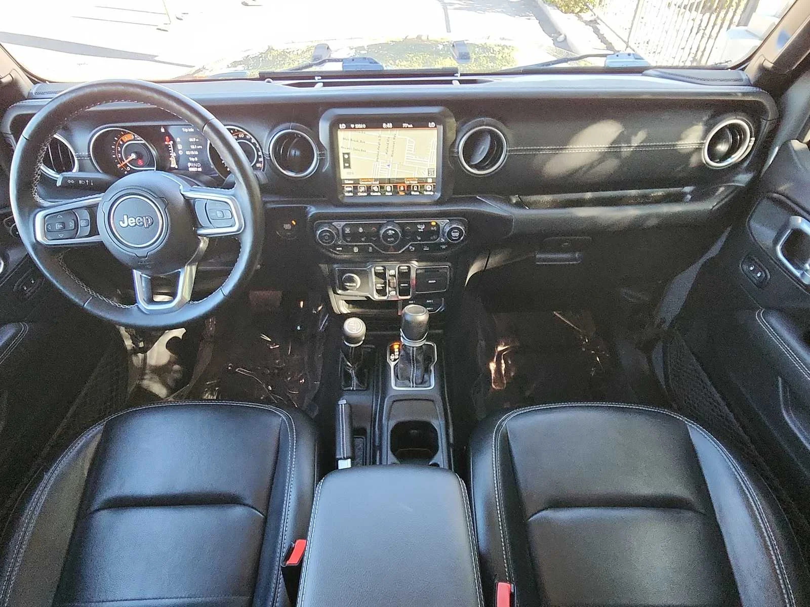 Used 2021 Sting-Gray Clearcoat Jeep Overland image 28