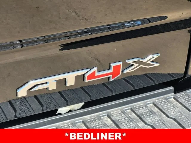 2026 GMC Sierra 1500 AT4X - Photo 8