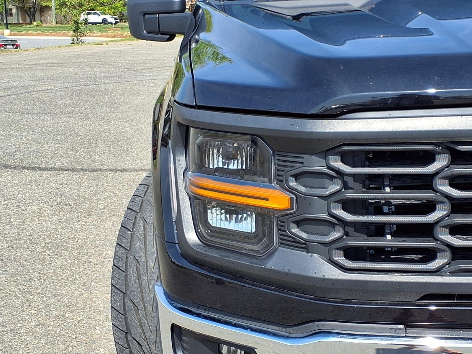 Used 2024 Agate Black Metallic Ford XL image 14