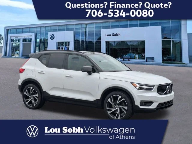 2021 Volvo XC40 T5 R-Design AWD's photo
