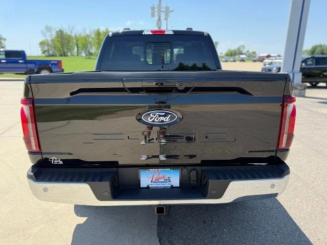 New 2026 Agate Black Metallic Ford Lariat® image 33