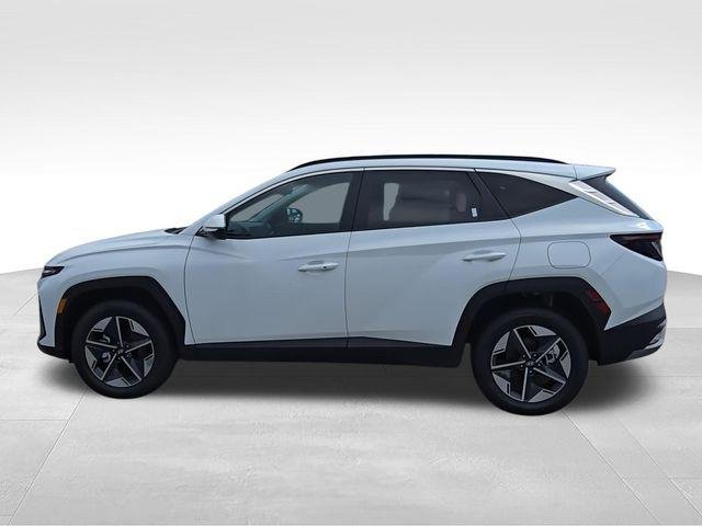 New 2026 White Hyundai SEL Convenience image 6