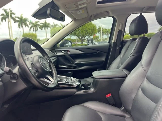 Used 2020 White Mazda Touring image 17