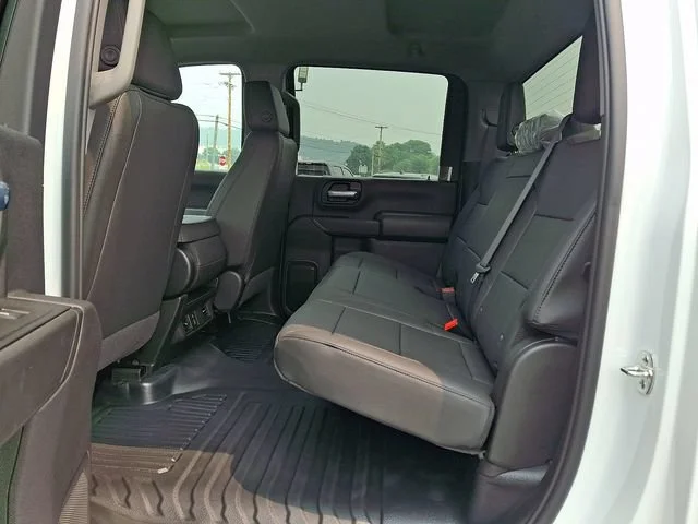New 2026 Summit White GMC Pro image 7