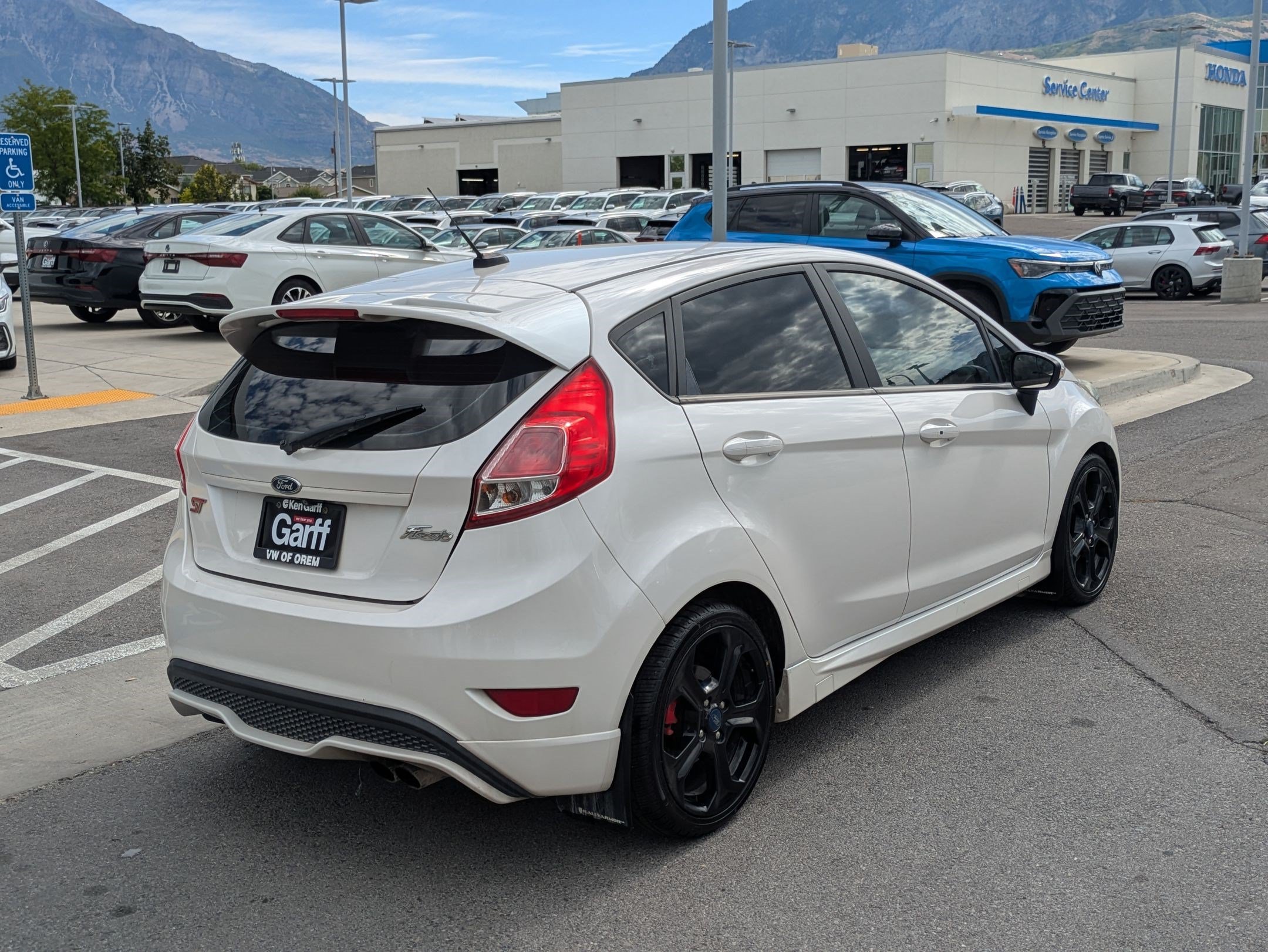 Used 2019 White Platinum Clearcoat Metallic Ford ST image 3