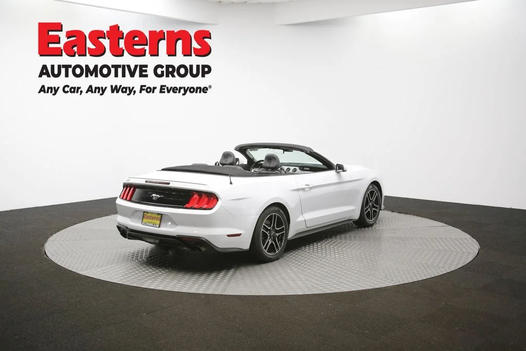 Used 2022 White Ford EcoBoost Premium image 38