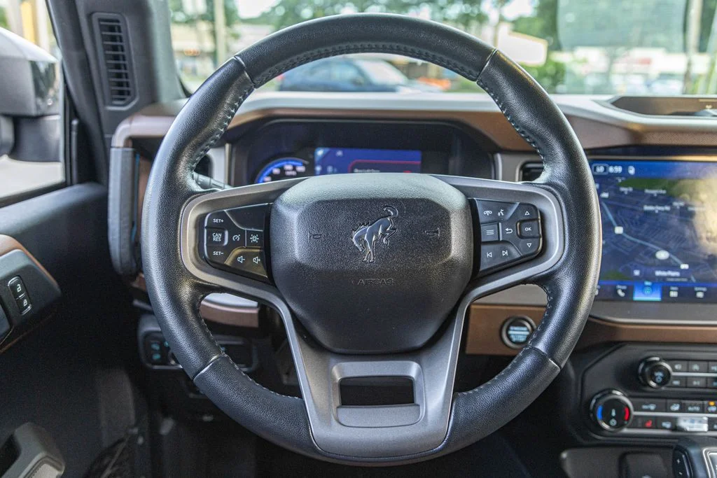 Used 2022 Black Ford Outer Banks image 16